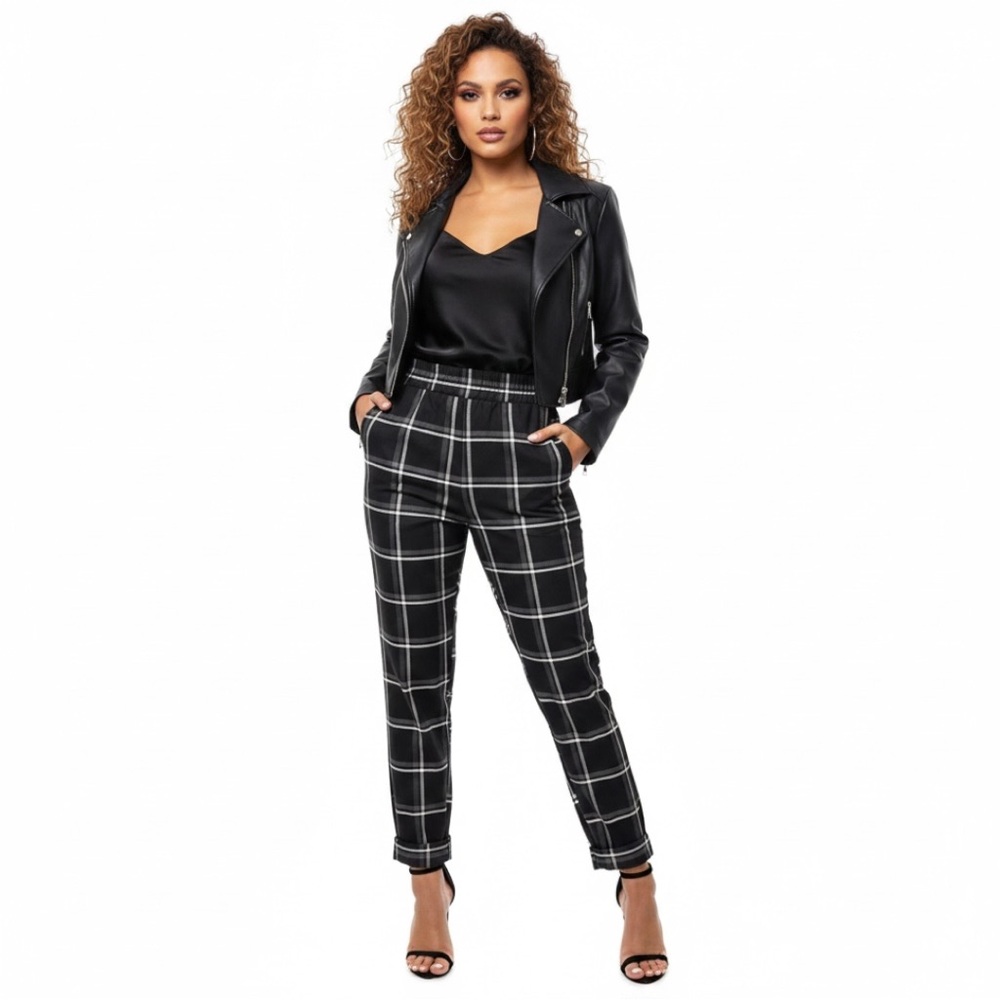 Zara Black and White Checkered Trousers. Size XL